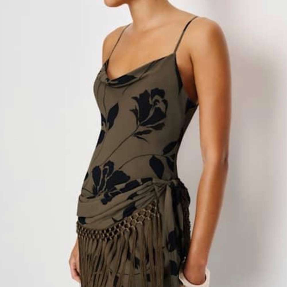 Reformation size small NWT Izelle Dress Soana
Floral Black and Brown Dress maxi - Picture 2 of 9